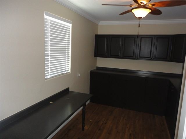 19395 E Carriage Way - Photo 3 of 10