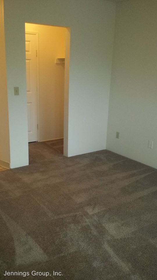 488 Blair Blvd - Photo 3 of 7