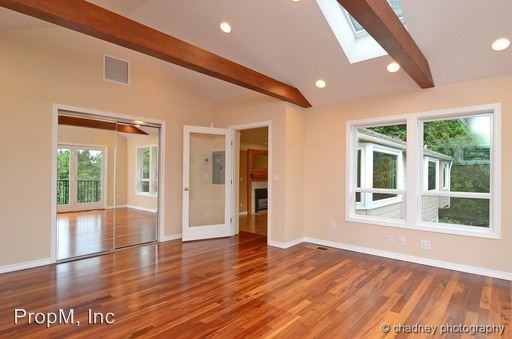 1015 South Shore Blvd - Photo 2 of 45