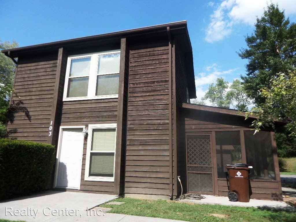 103 Greenwood Ln - Photo 2 of 15