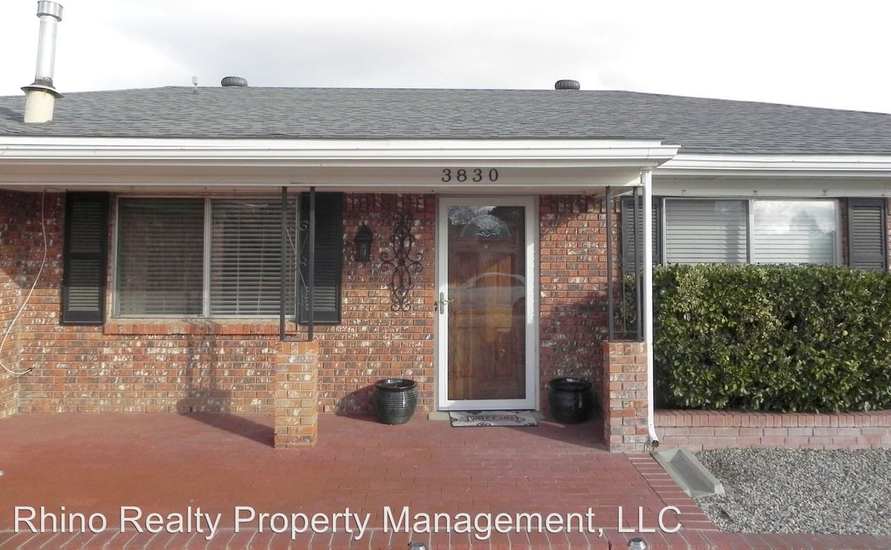 3830 Camino Capistrano NE - Photo 3 of 33