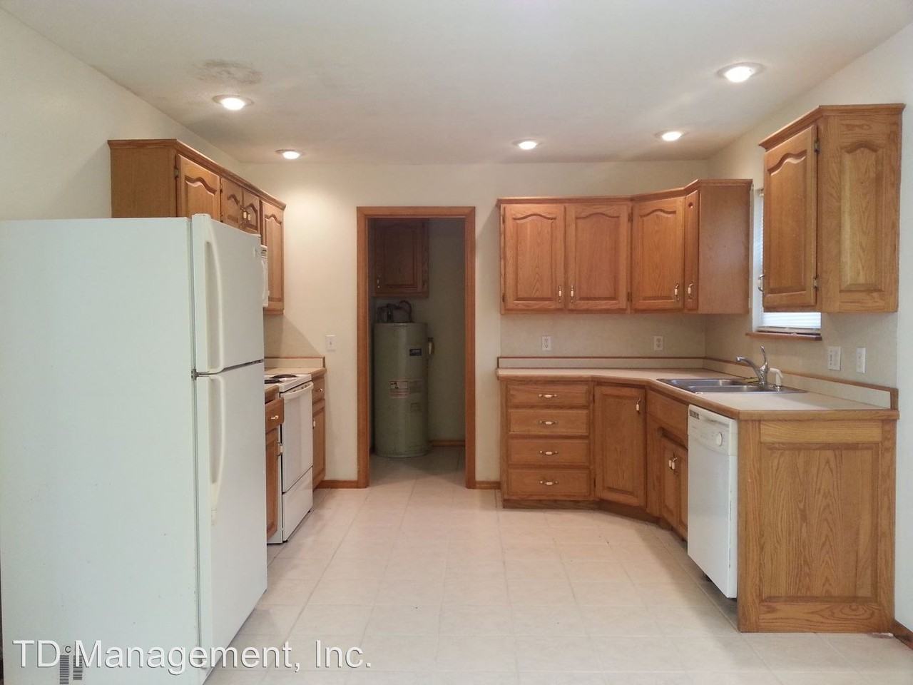 313-301 Greystone Ave - Photo 2 of 13