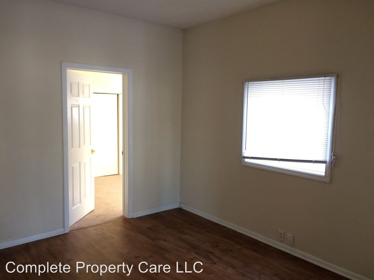 2407 Main St - Photo 3 of 12