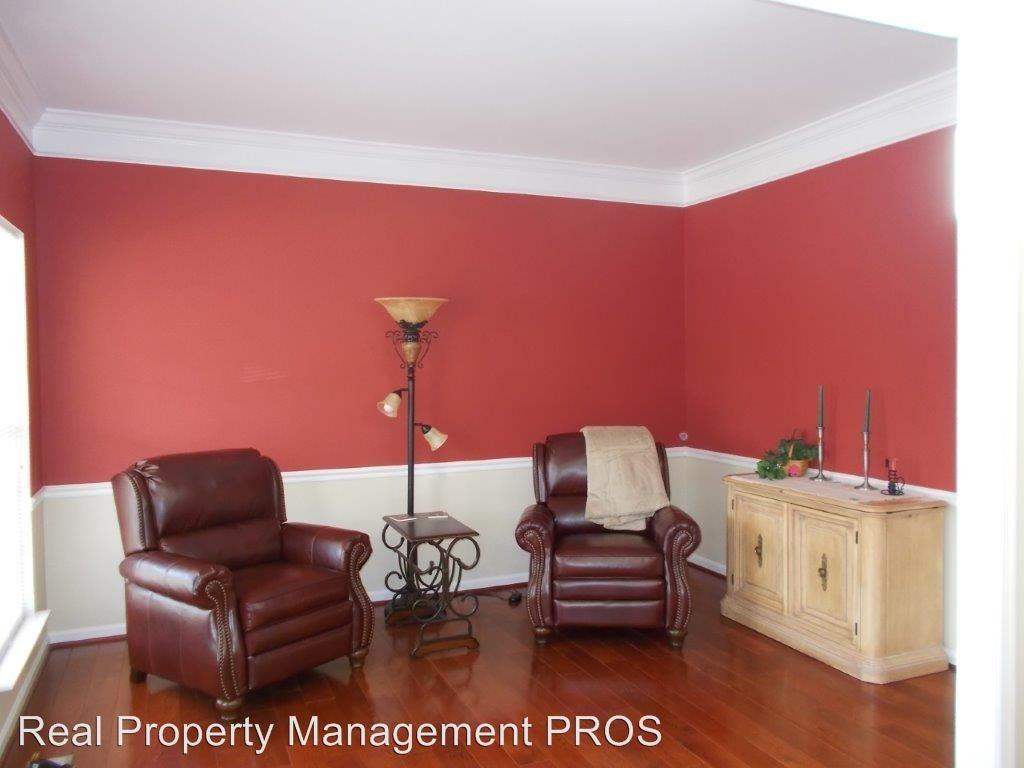 9801 Nugget Ct - Photo 3 of 28