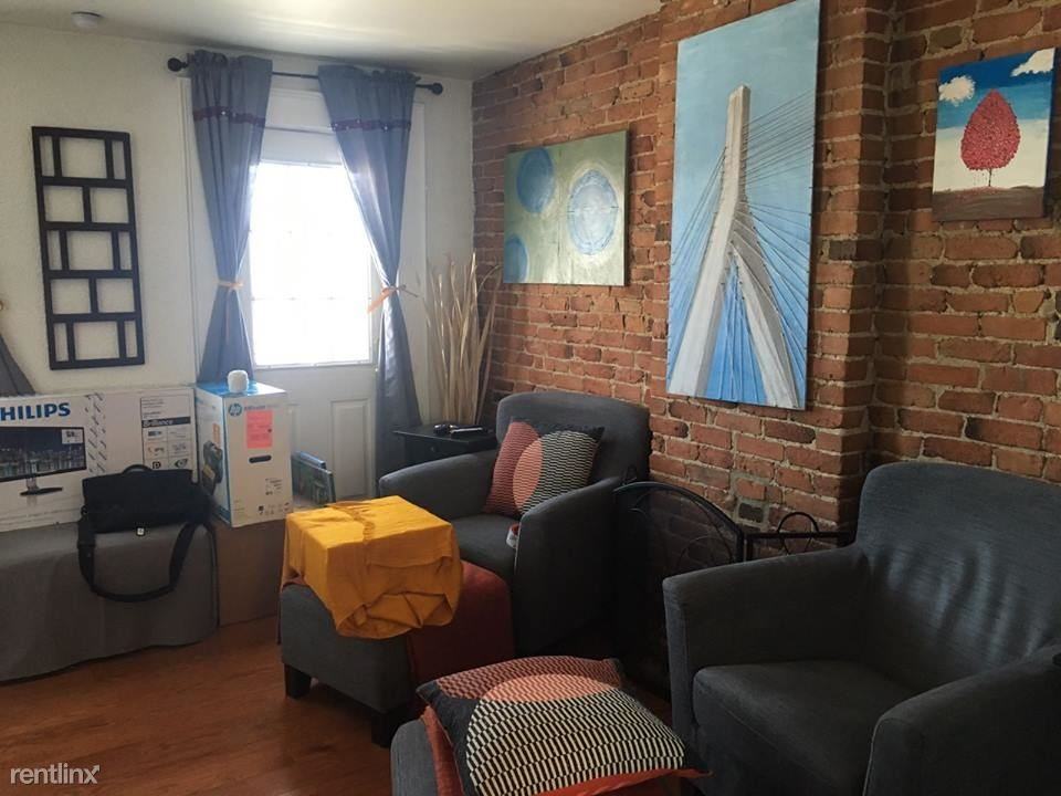 60 Newton St - Photo 2 of 4