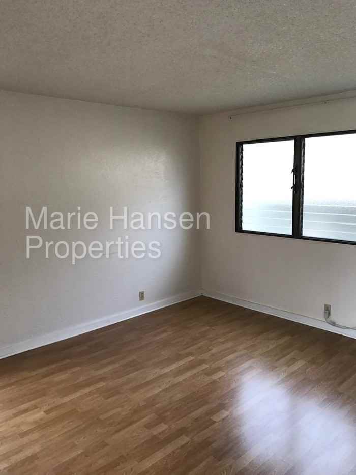 98-602-98-401 Kaonohi St - Photo 2 of 24