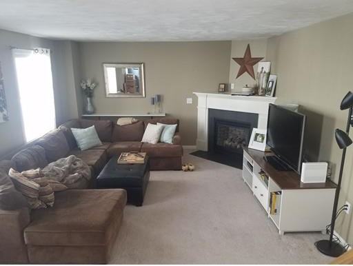 118 Smith St #1 - Photo 2 of 8