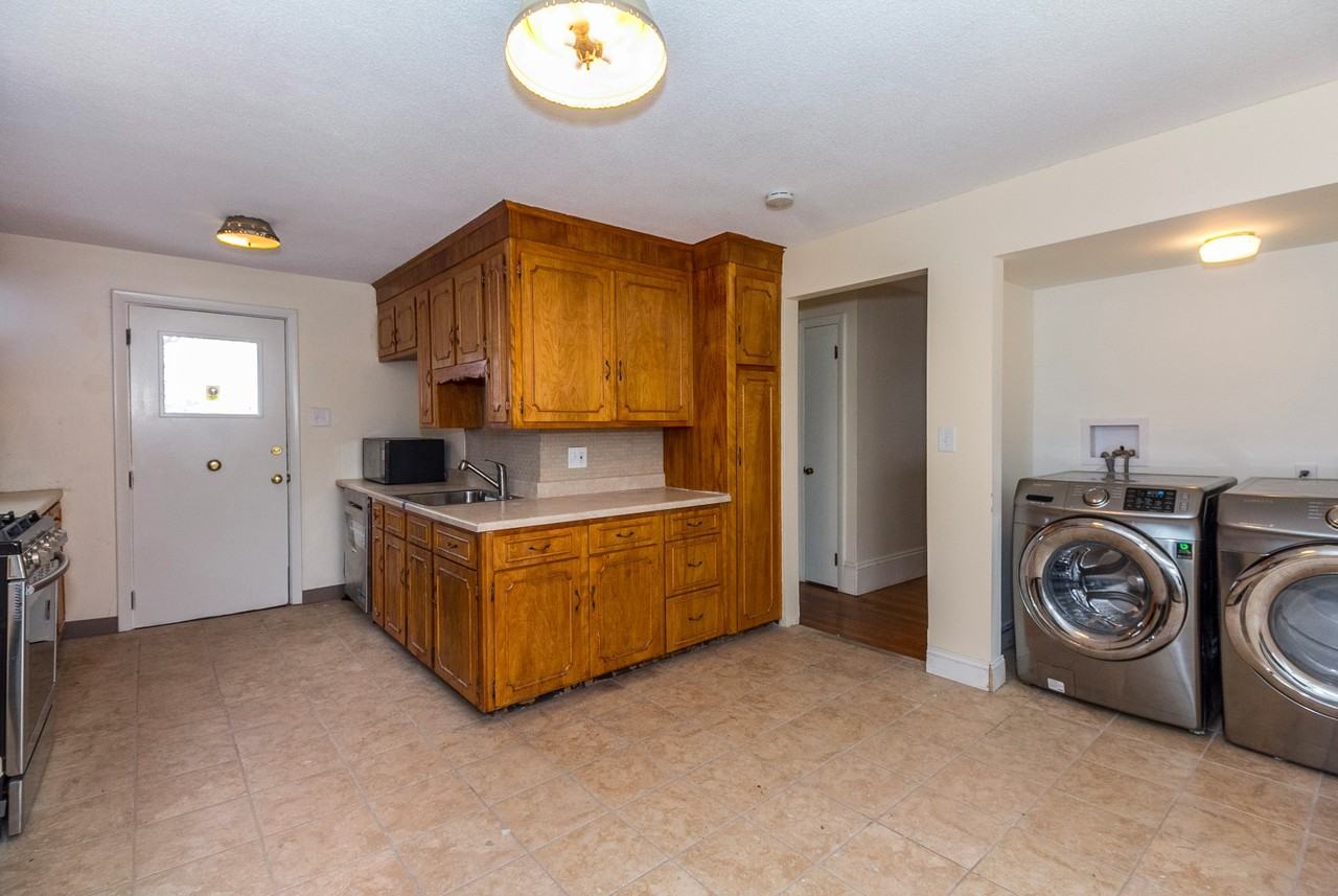 59 Mountain Ave #2 - Photo 2 of 9