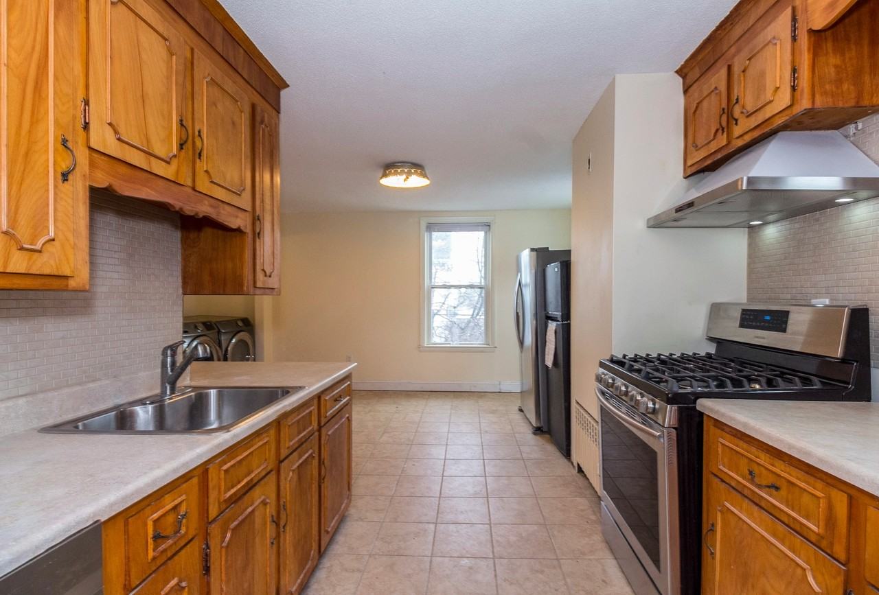 59 Mountain Ave #2 - Photo 3 of 9