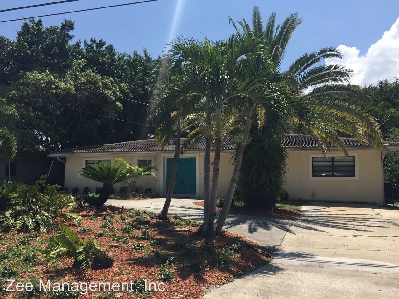 9570 Sun Isle Dr NE - Photo 2 of 23