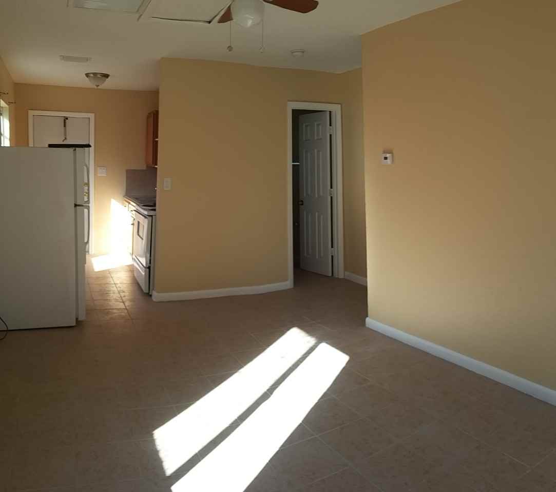 3137 Lincoln Boulevard - Photo 2 of 7