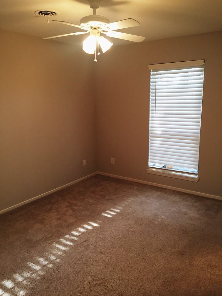 1332 Terri Ave - Photo 3 of 14