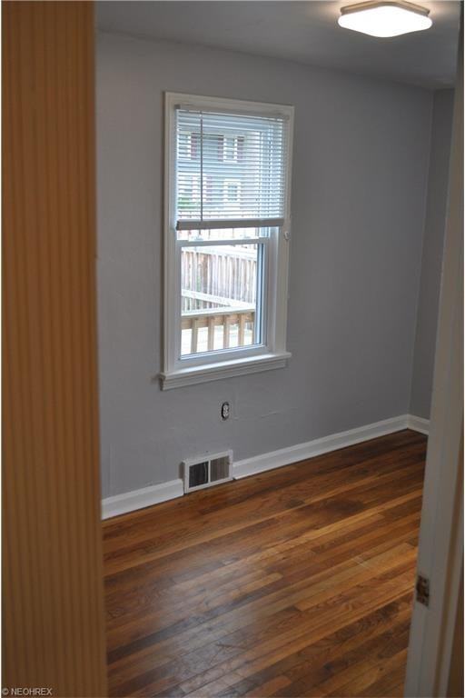 192 Lakewood Dr - Photo 2 of 11