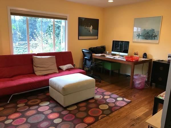 40 Tevis Pl - Photo 2 of 6