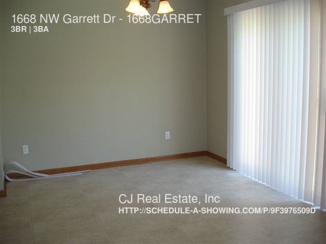 1668 NW Garrett Dr #1668GARRET - Photo 3 of 8
