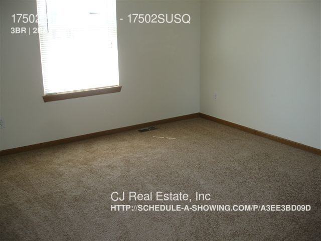 17502 E Susquehanna Dr #17502SUSQ - Photo 3 of 7