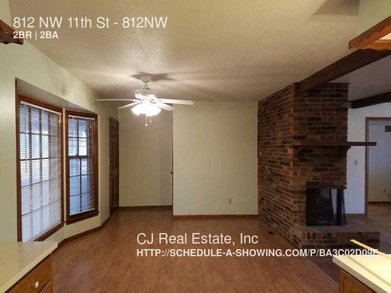 812 NW 11 St #812NW - Photo 3 of 10