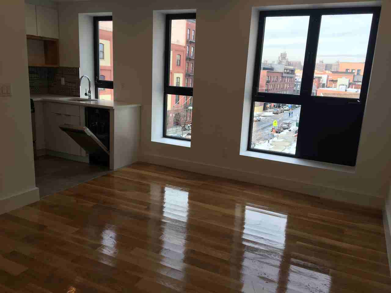 766 Lafayette Avenue #4d
