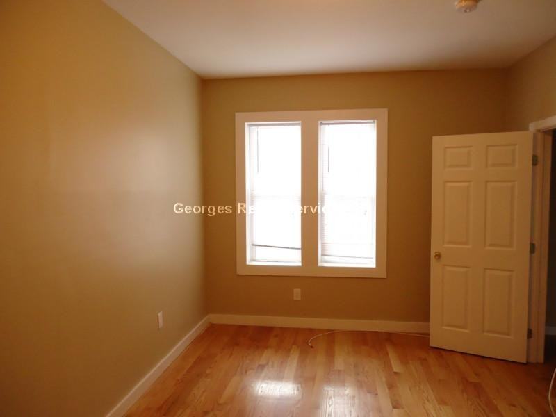 45 Mt Pleasant St - Photo 3 of 7