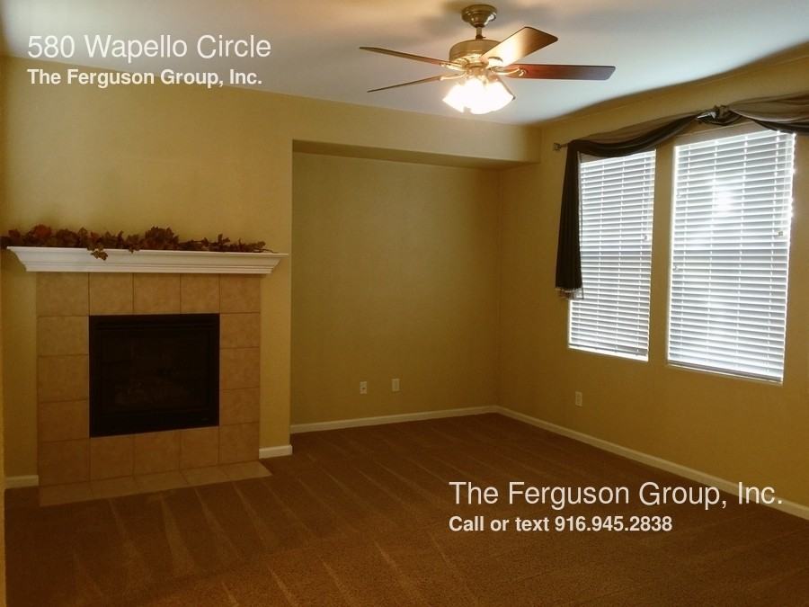 580 Wapello Cir - Photo 2 of 6