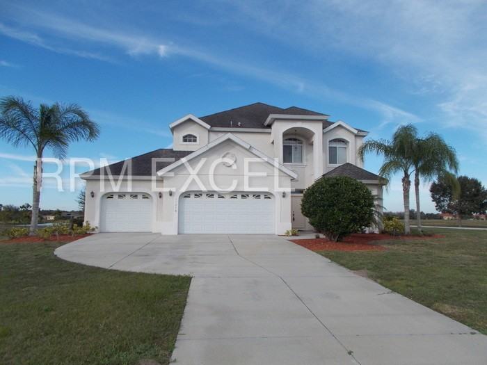 17816 Roanwood Ct - Photo 2 of 28