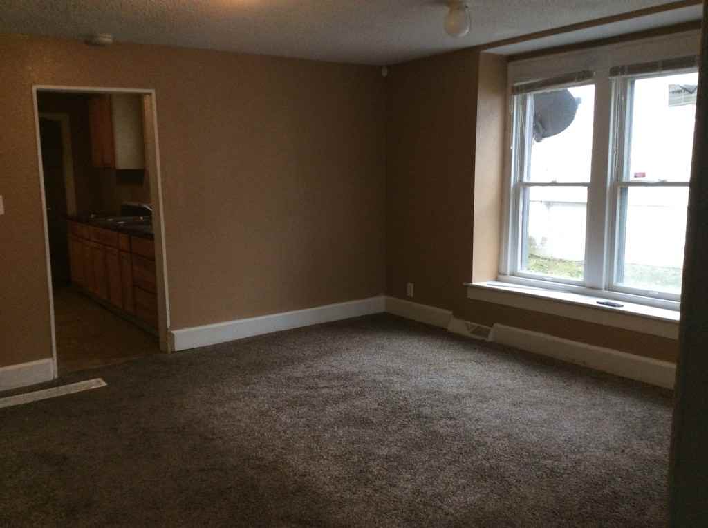 521 South Huttig Avenue - Photo 3 of 11