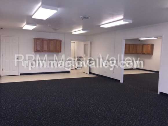 230 S Lincoln Ave - Photo 2 of 25