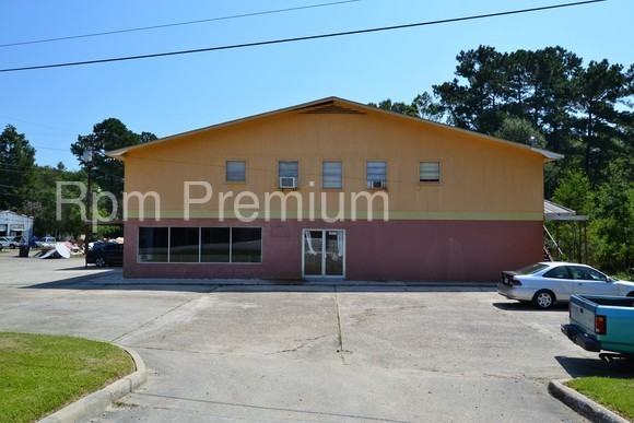 11120 Plank Rd - Photo 2 of 18