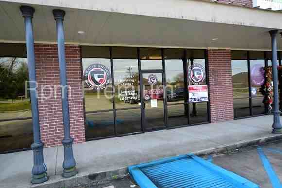 2060 Church St #C - Photo 3 of 7