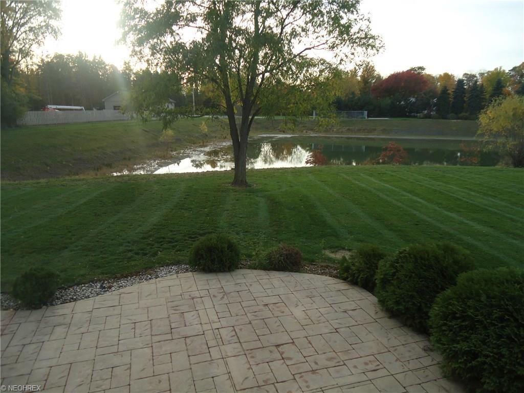 179 Cobblestone Ct - Photo 3 of 23