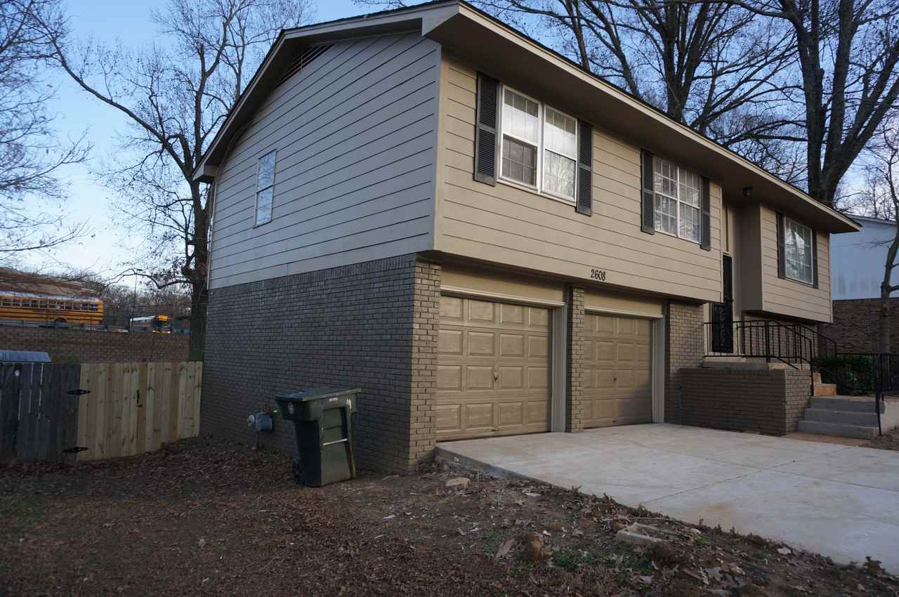 2608 Galaxie St - Photo 3 of 22