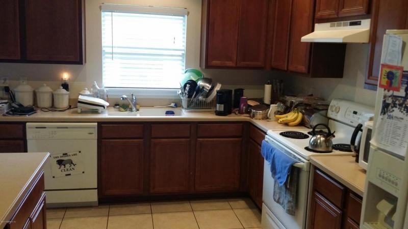 13174 Tom Morris Dr - Photo 3 of 4