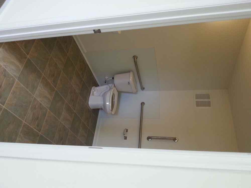 1561 Bradford Rd - Photo 3 of 3