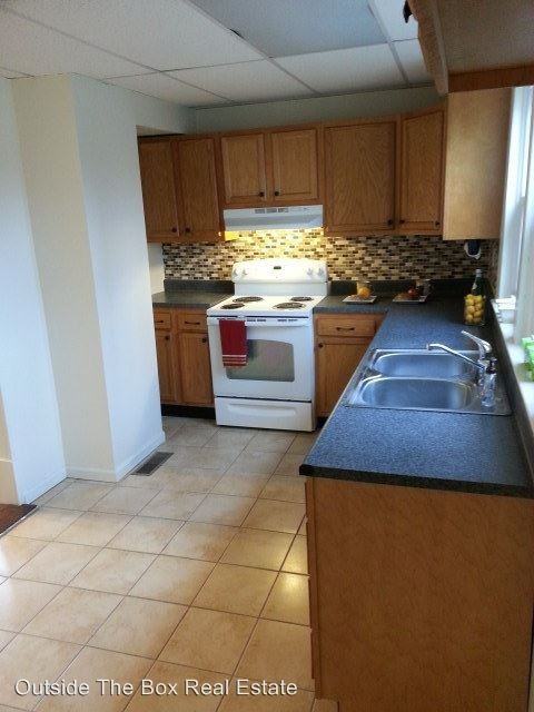 637 Creighton Ave - Photo 2 of 21