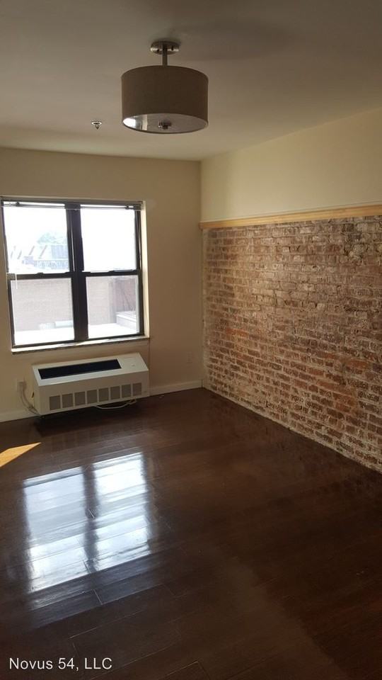 529 54th St. - Photo 3 of 5