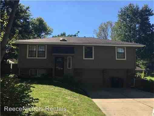212 SE Moreland School Rd - Photo 2 of 22