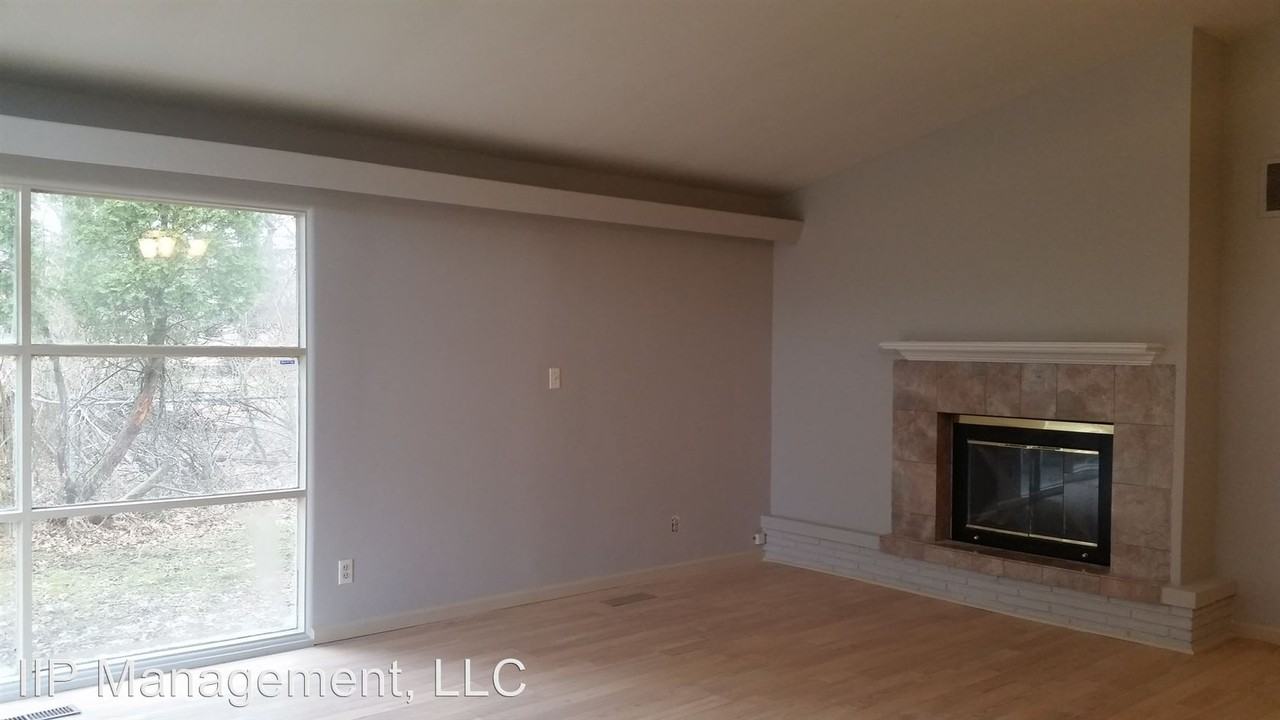 5008 Horizon Dr - Photo 3 of 20