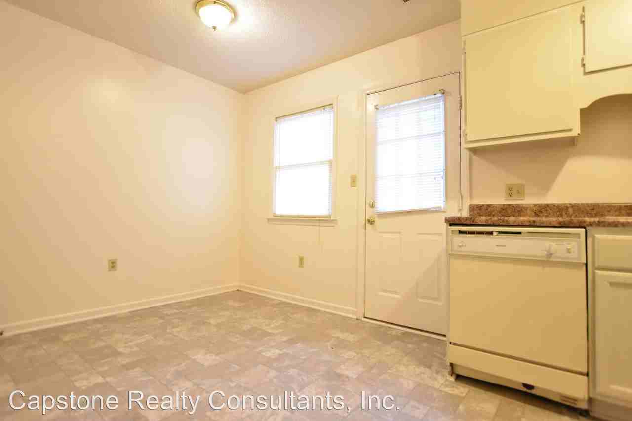 101 Royal Forest Ct - Photo 3 of 8