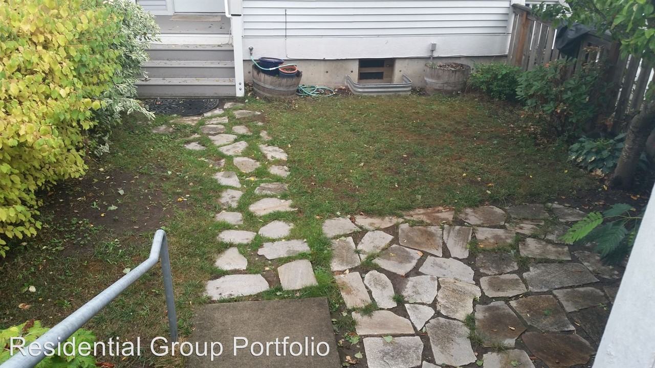 6924 30th Ave S - Photo 2 of 18