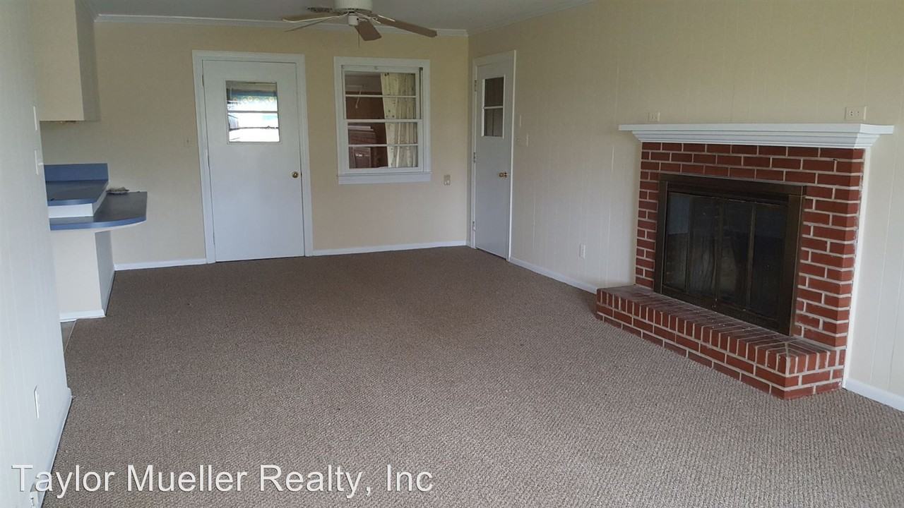 166 Old Neck Rd - Photo 3 of 17