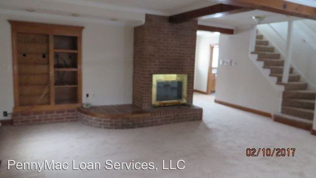 721 E 332nd St - Photo 3 of 14