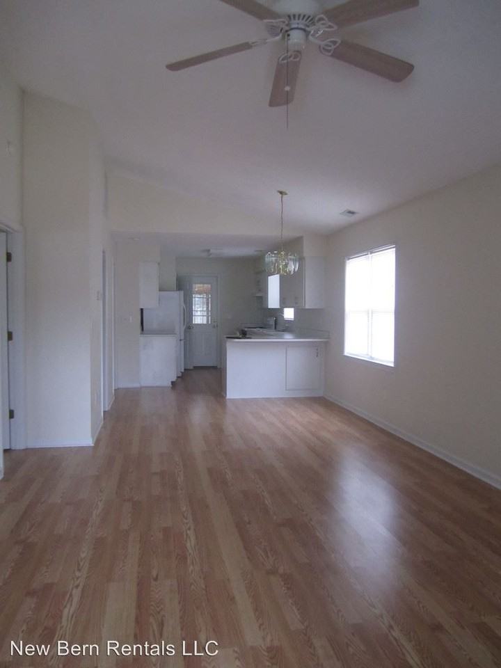 117 Buckskin Dr - Photo 3 of 16