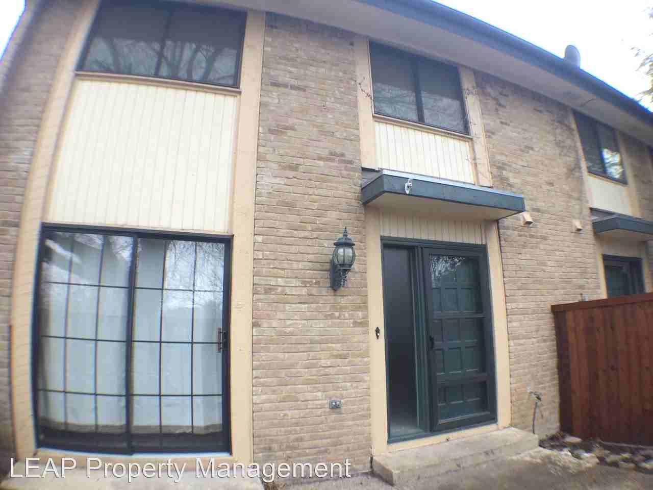 2638 Custer Pkwy #D - Photo 3 of 22