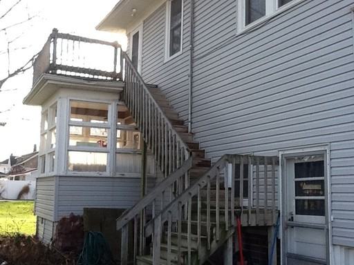 302 302 1/2 S Elkhart St. (CR 3) - Photo 2 of 13