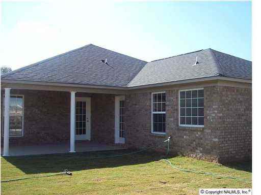 2616 Slate Dr SW - Photo 2 of 12