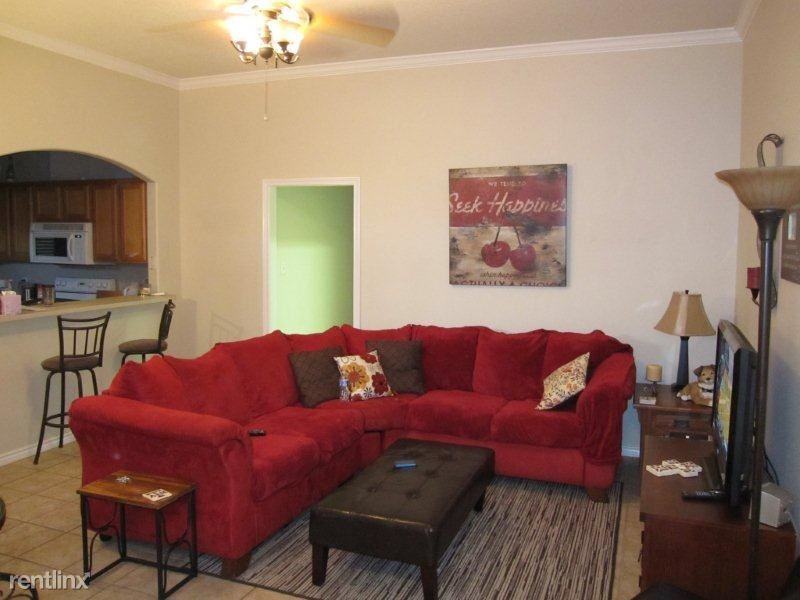 3606 Oldenburg Ct - Photo 2 of 9