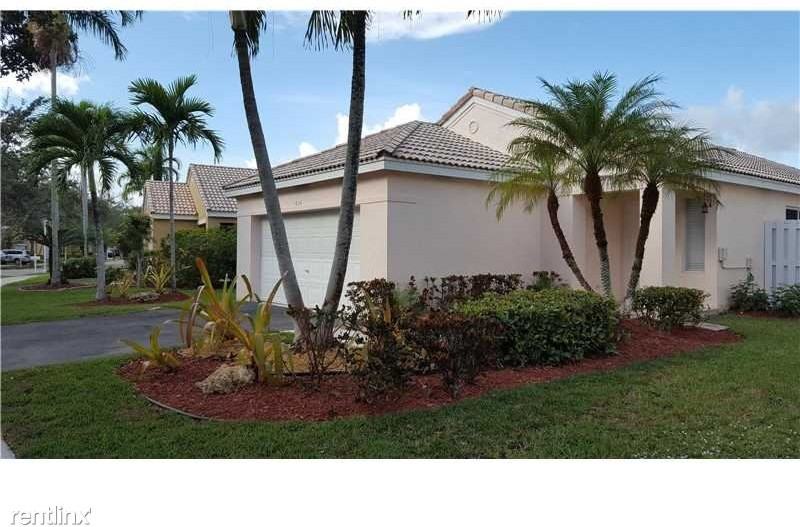 1628 Salerno Cir - Photo 3 of 30