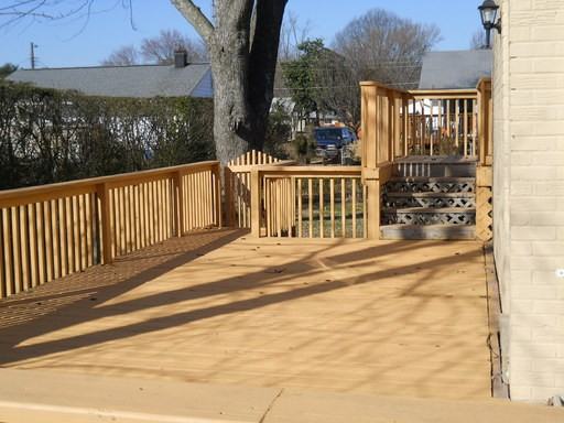 7430 Northrop Rd - Photo 2 of 6