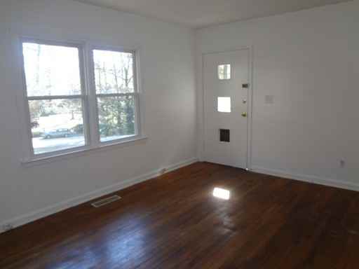 1970 Northside Dr NW - Photo 2 of 8