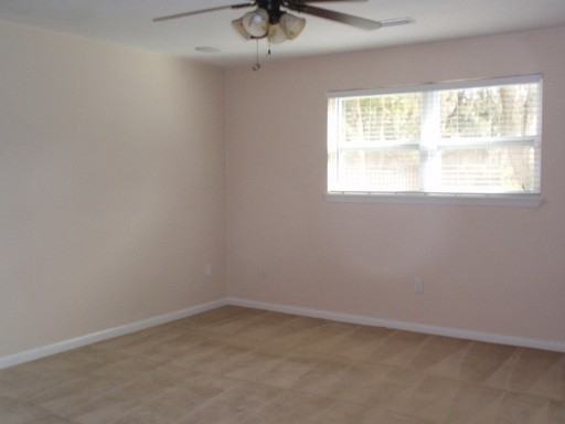 1411 NW 43rd Terrace - Photo 3 of 5